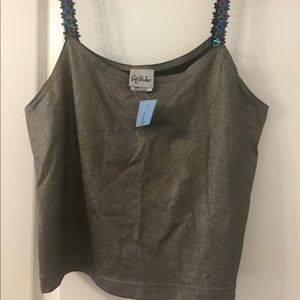 New tank top size Large